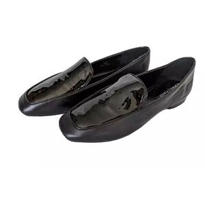 NWT Donald Pliner Halia Black Patent Women's Loafers, size 9